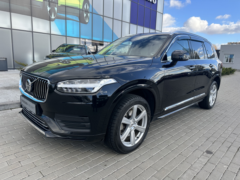 2022 Volvo XC90 Momentum B5(D) 2.0 М'який гібрид (дизель) Автоматична | Volvo Selekt