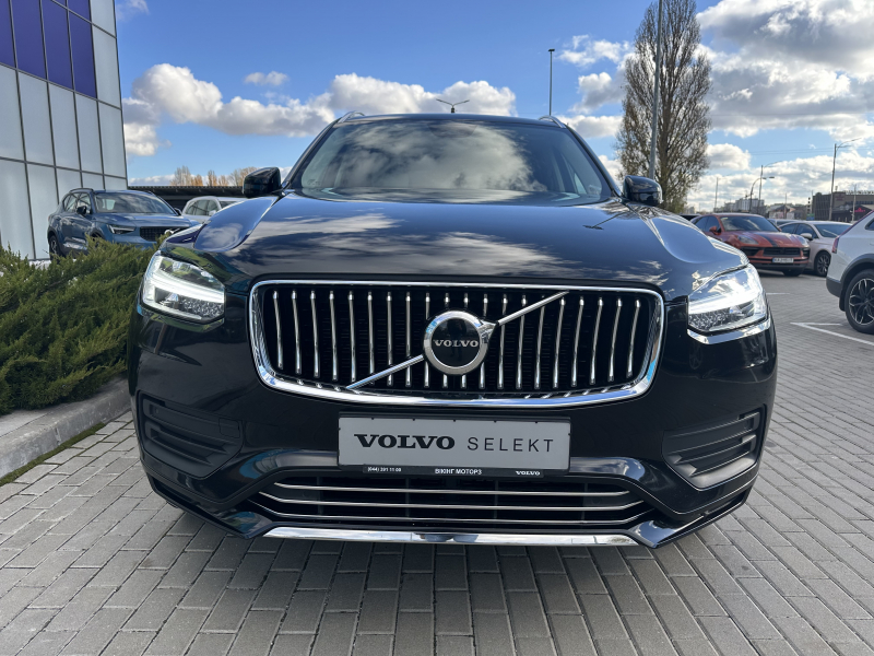 2022 Volvo XC90 Momentum B5(D) 2.0 М'який гібрид (дизель) Автоматична | Volvo Selekt